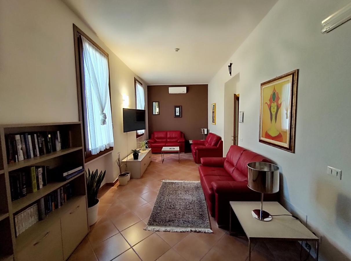 Domus San Bernardino Bed & Breakfast Verona Eksteriør bilde