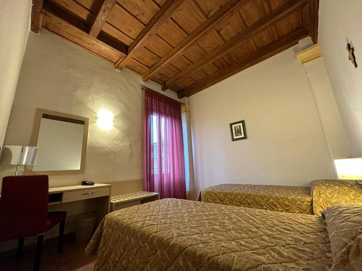 Domus San Bernardino Bed & Breakfast Verona Eksteriør bilde