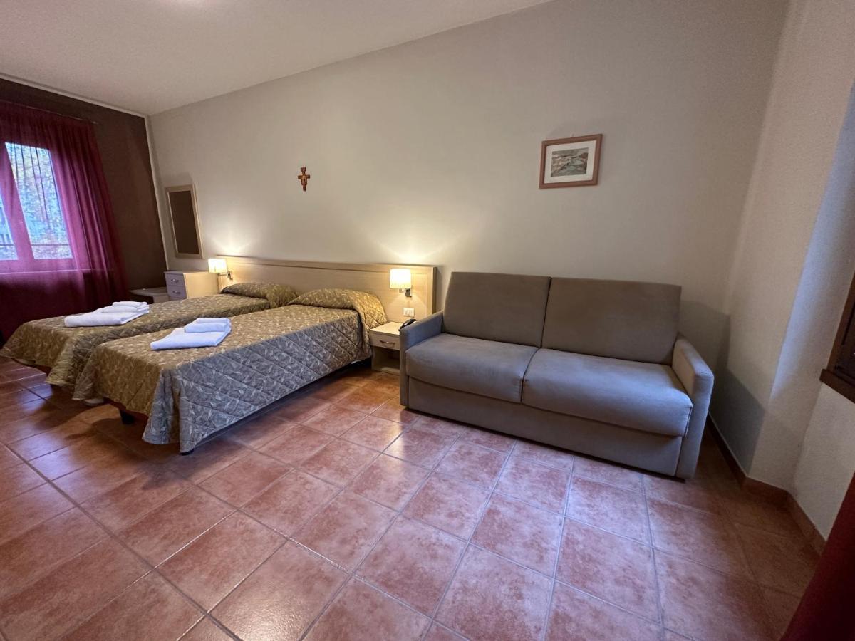 Domus San Bernardino Bed & Breakfast Verona Eksteriør bilde