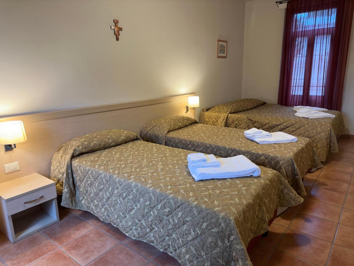 Domus San Bernardino Bed & Breakfast Verona Eksteriør bilde