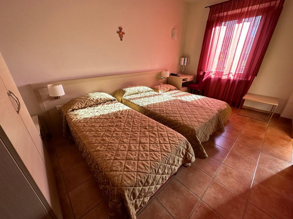 Domus San Bernardino Bed & Breakfast Verona Eksteriør bilde